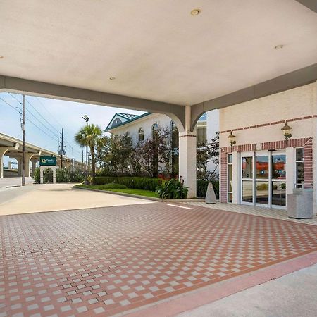 Quality Inn & Suites Cypress Exteriör bild