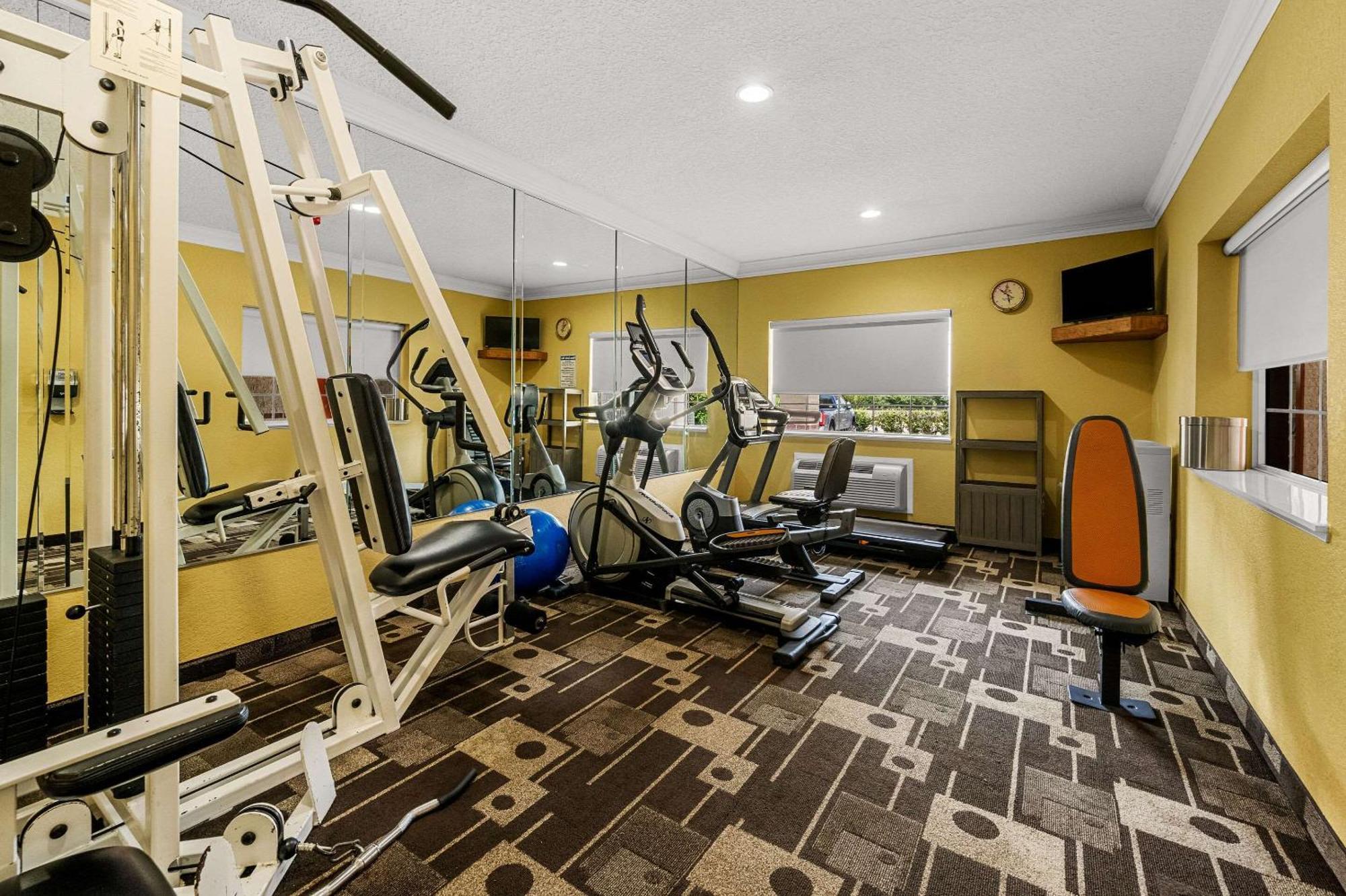 Quality Inn & Suites Cypress Exteriör bild
