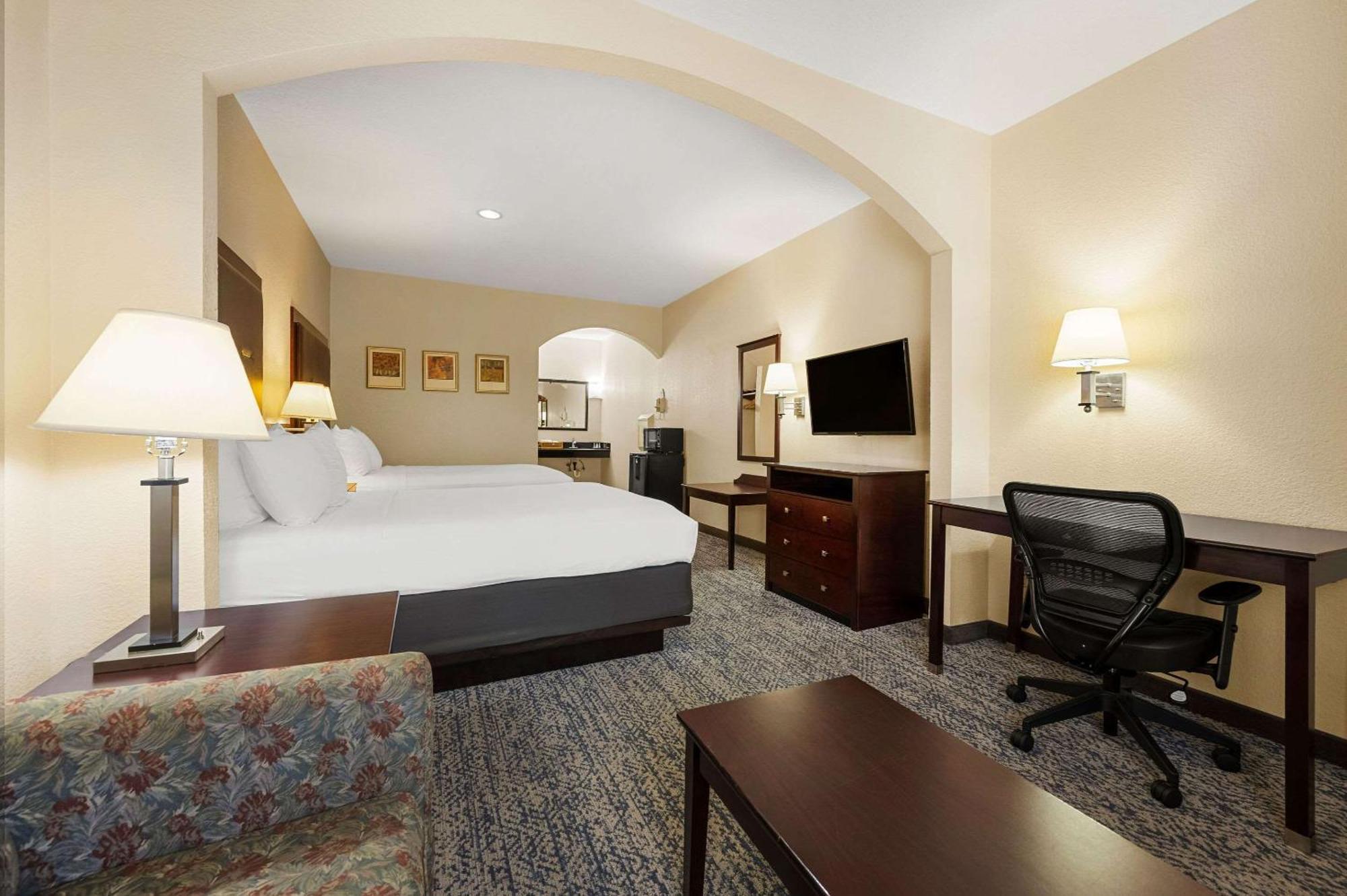 Quality Inn & Suites Cypress Exteriör bild